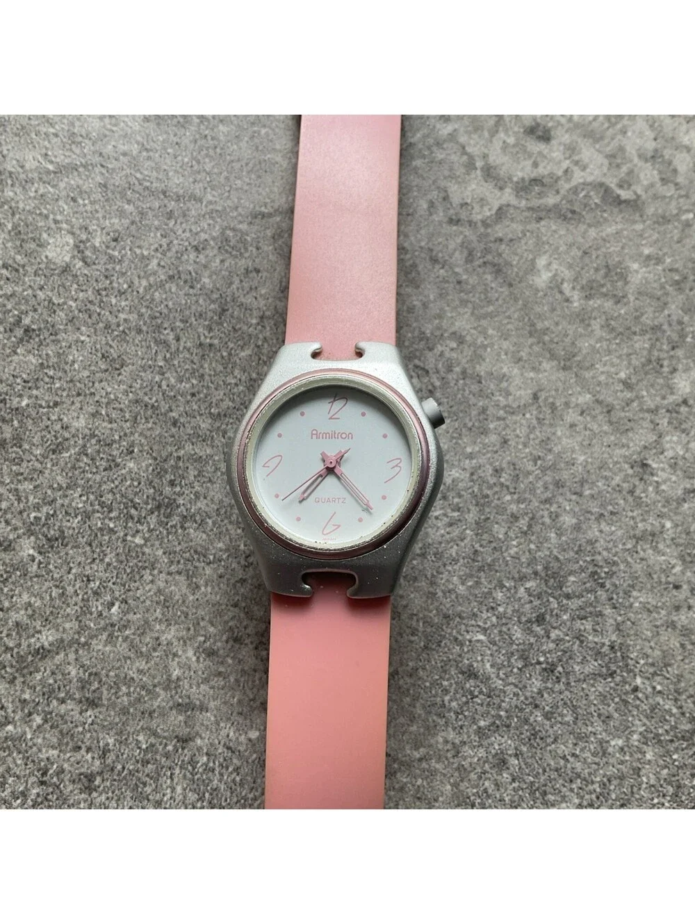 Vintage Armitron Women’s Watch 25/4433 29mm Silver Tone Case Pink Resin Band A9